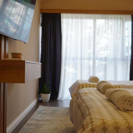 Daily Rent Studio Apartments Tirana Exteriör bild