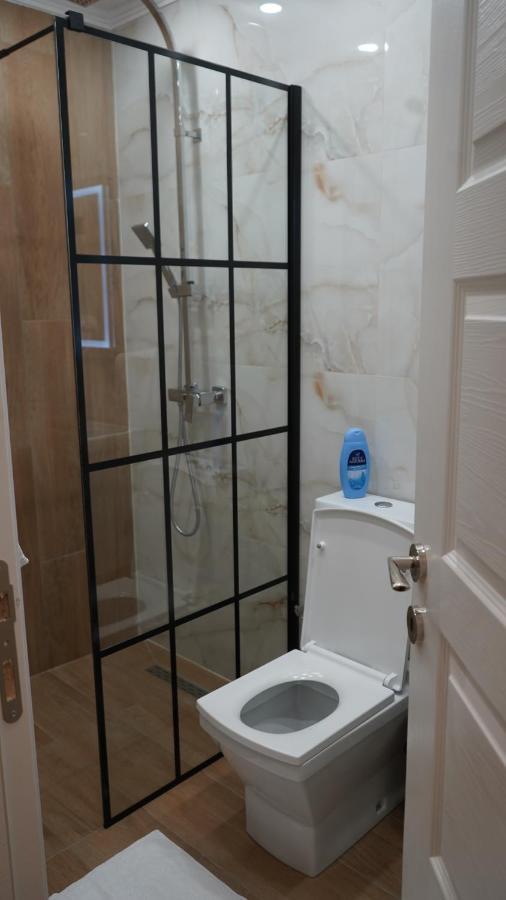 Daily Rent Studio Apartments Tirana Exteriör bild